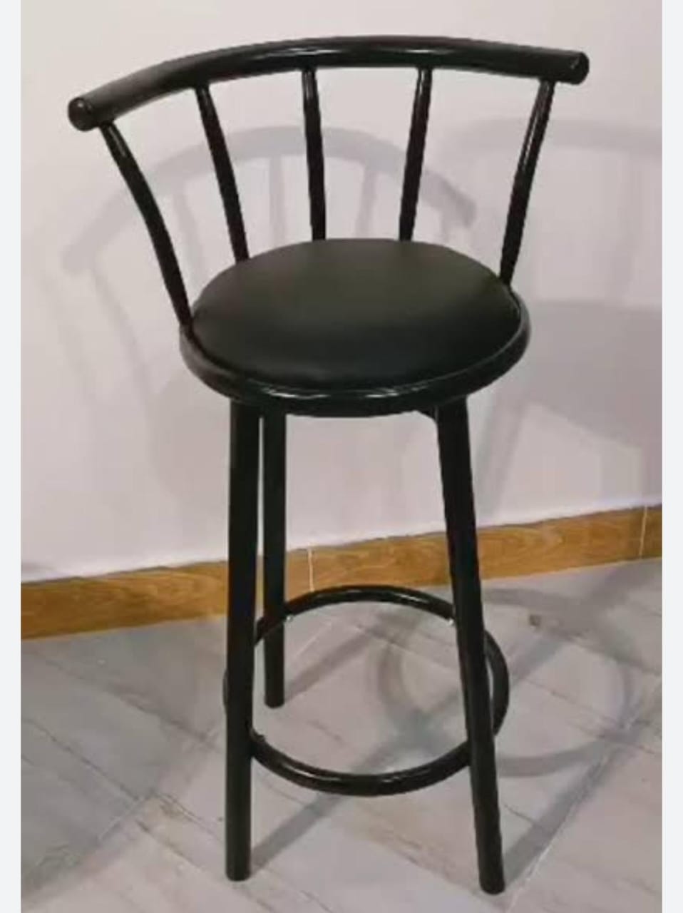 Cocktail chair