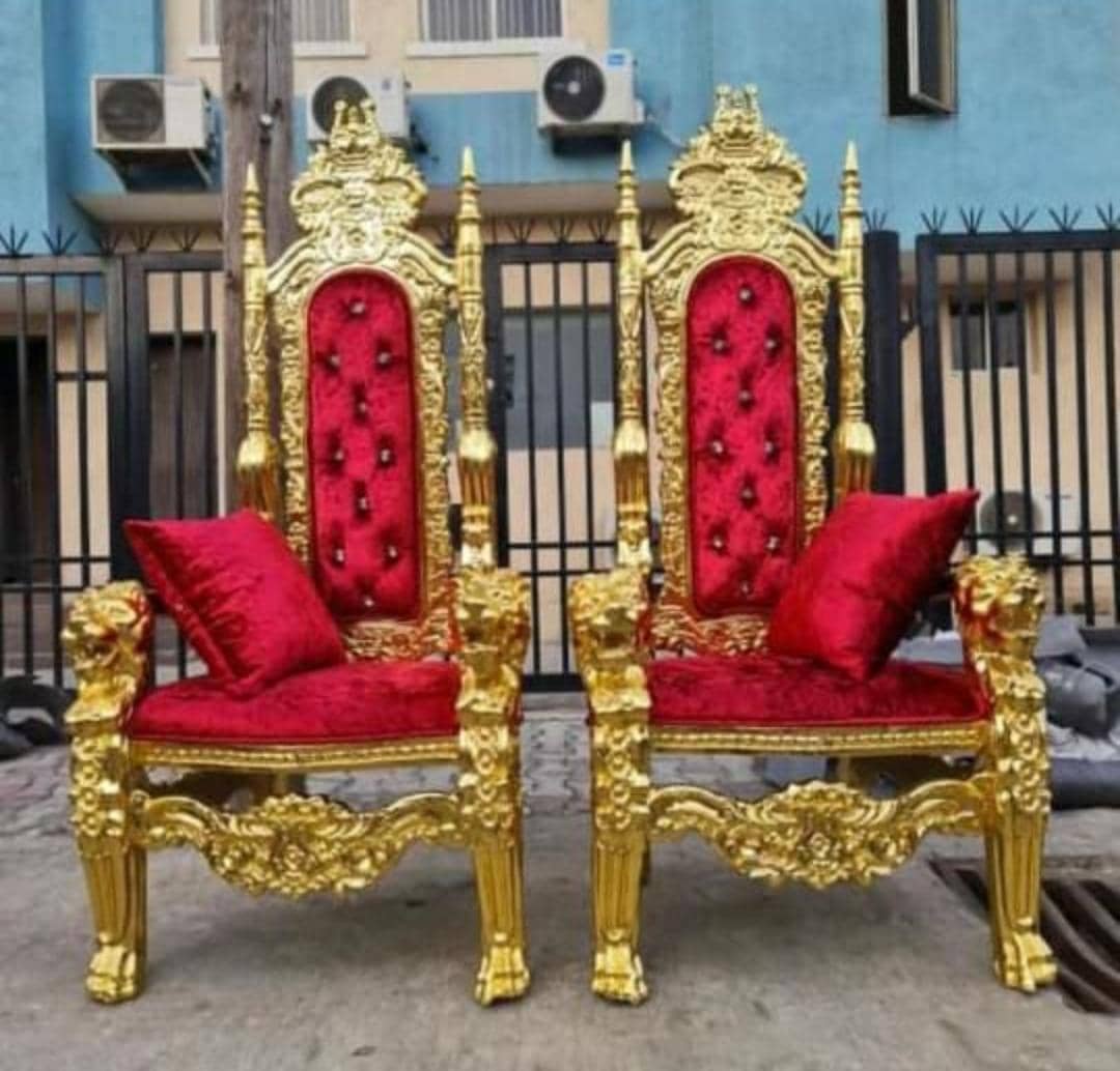 Throne Chair