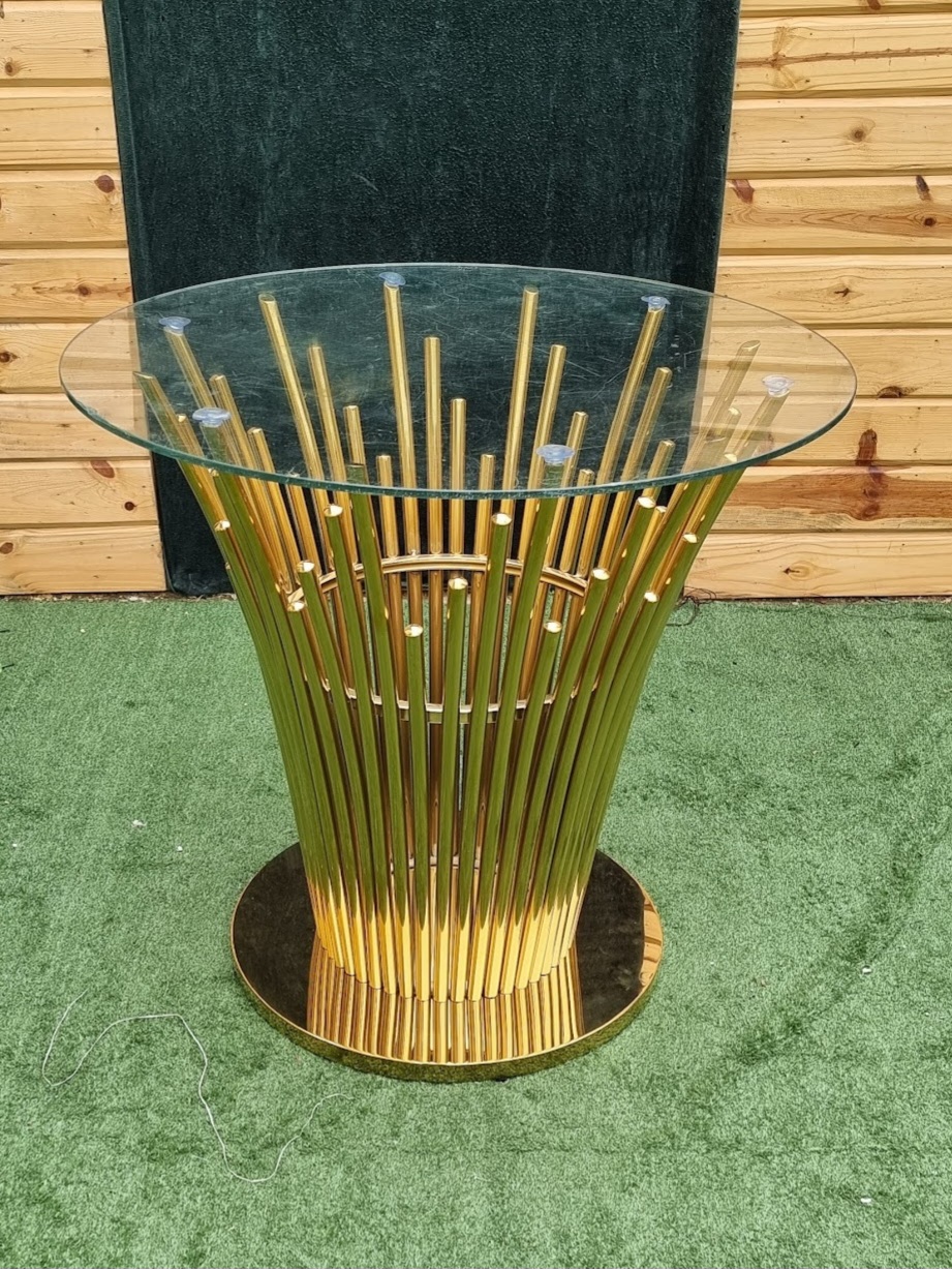Single Gold Fountain VIP Table for Rent in Lagos – Romantic Luxury Event Seating