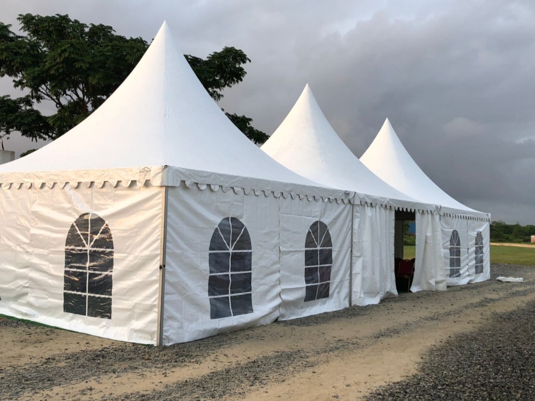 20/60ft Pagoda Tent with Sidewalls for Rent