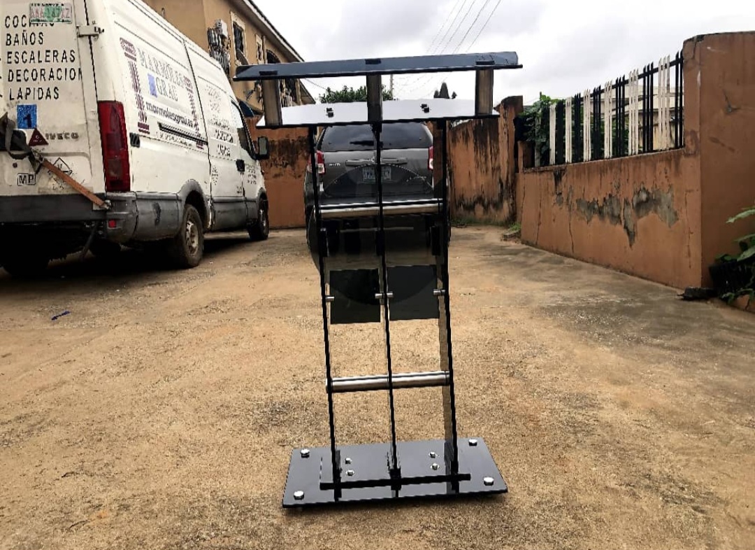Black Glass Podium for lease in Lagos – Premium Stage & Event Presentation Hire